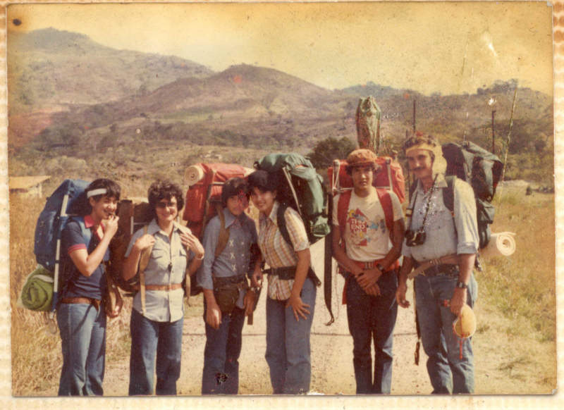 HaciaElValle1976