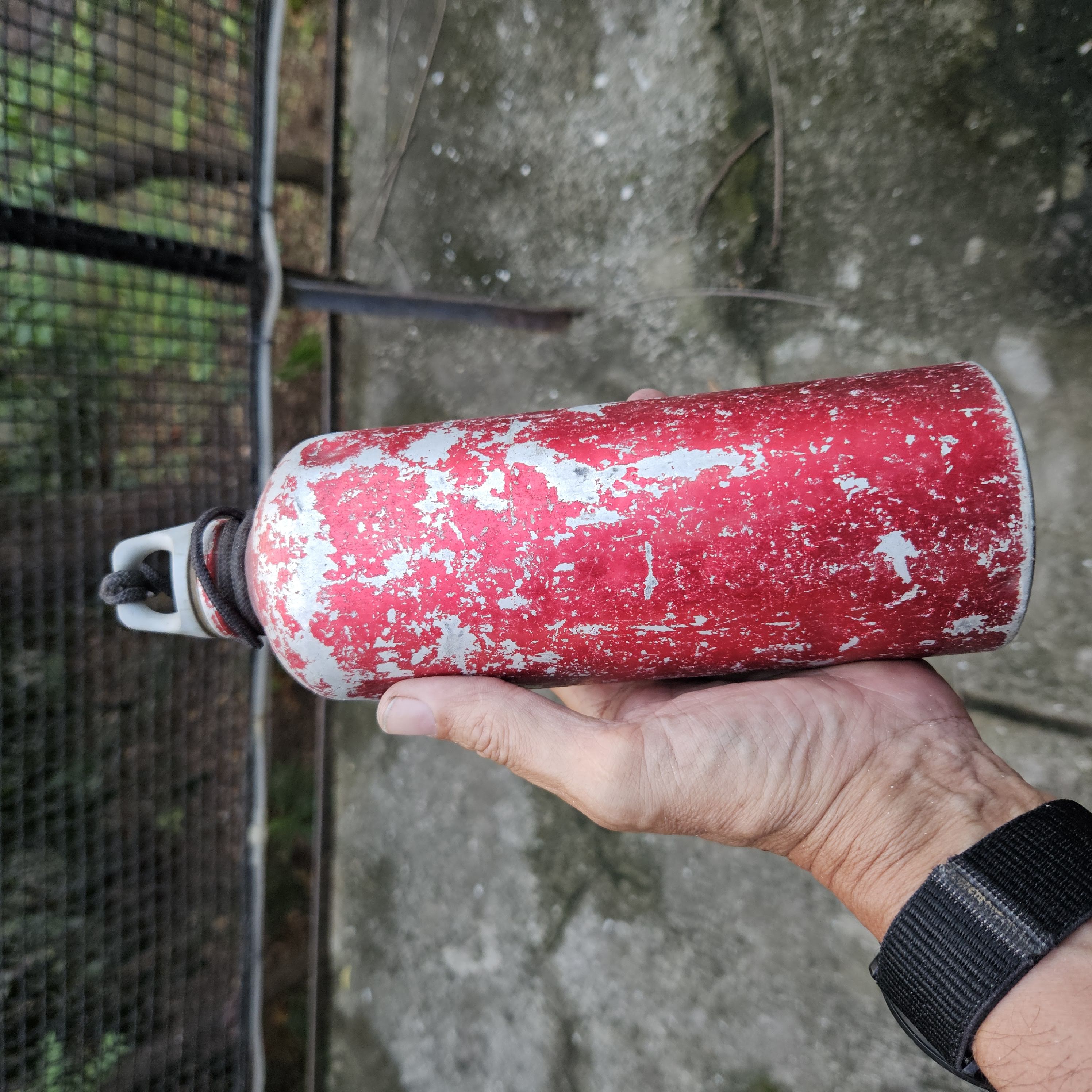 20 - botella Sigg