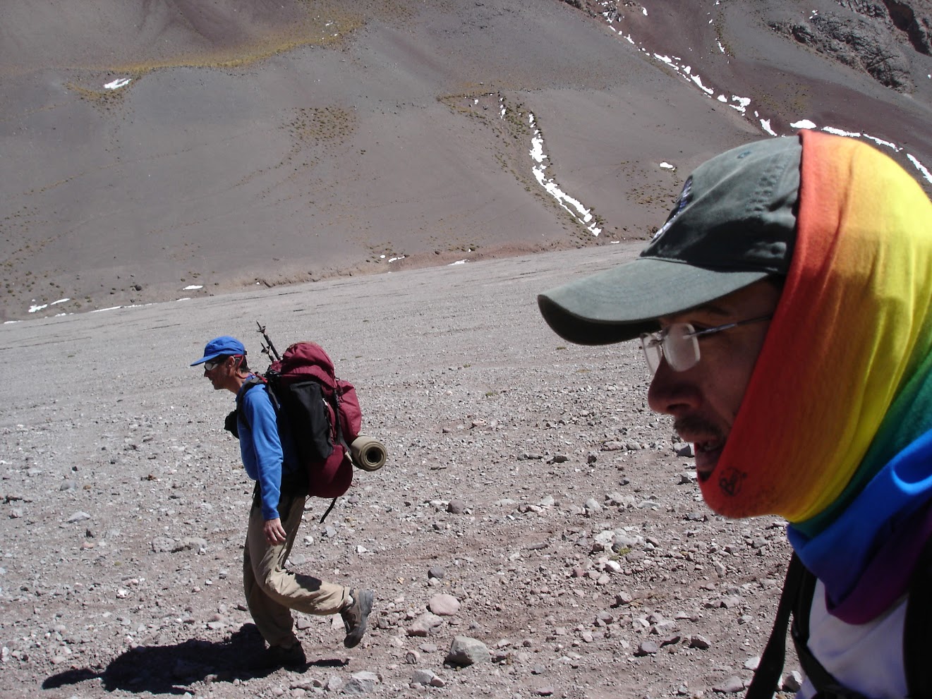 saliendo (22K)